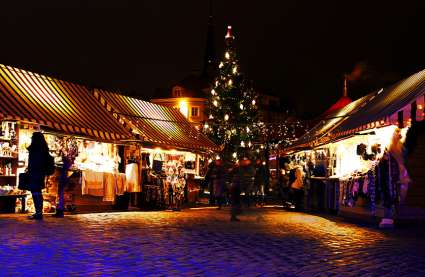 An image of a festive market to represent what's on in Essex over Christmas.